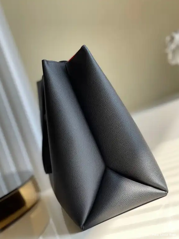 Fake Louis Bags VUITTON LOCKME SHOPPER LOUIS 0701